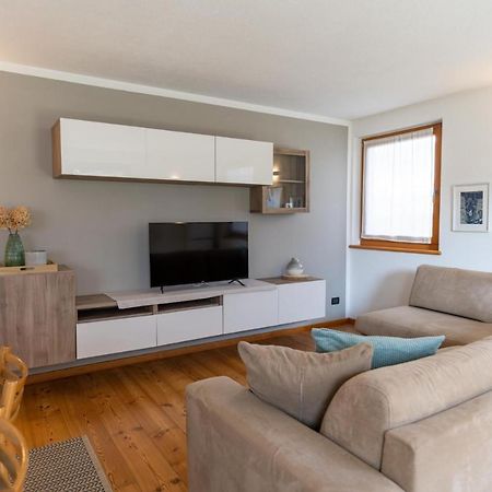 Casa Beba - Agenzia Dolomiti Affitti Apartman Cavalese Kültér fotó