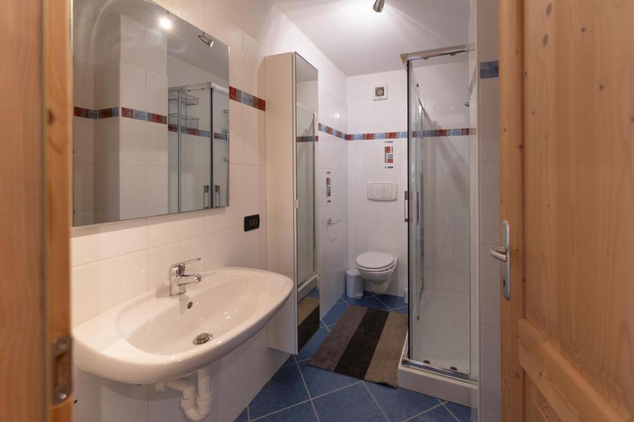 Casa Beba - Agenzia Dolomiti Affitti Apartman Cavalese Kültér fotó
